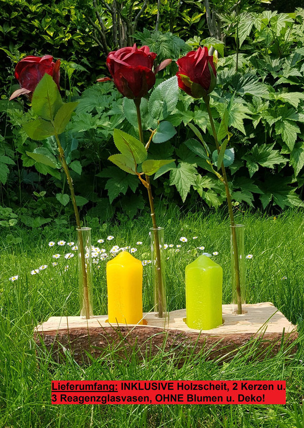 Gesteck 2 Kerzen (6-eckig) und 3 Vasen auf rustikalem Holzscheit