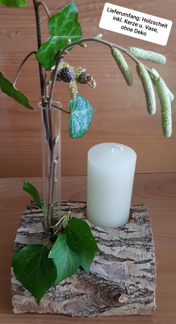 Gesteck 1 Kerze (weiß) und 1 Vase auf Weidenholzscheit