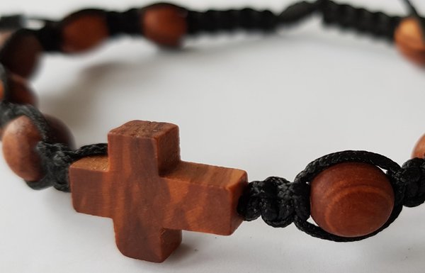 Rosenkranz-Armband, mit Kreuz und Perlen aus Olivenholz